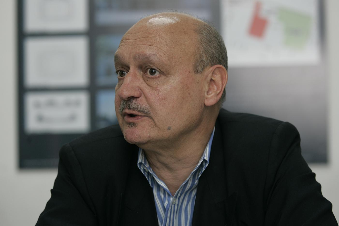 Tozzola: «Molina nunca quiso pagar la deuda»