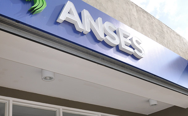Atención reducida por paro nacional de ANSES