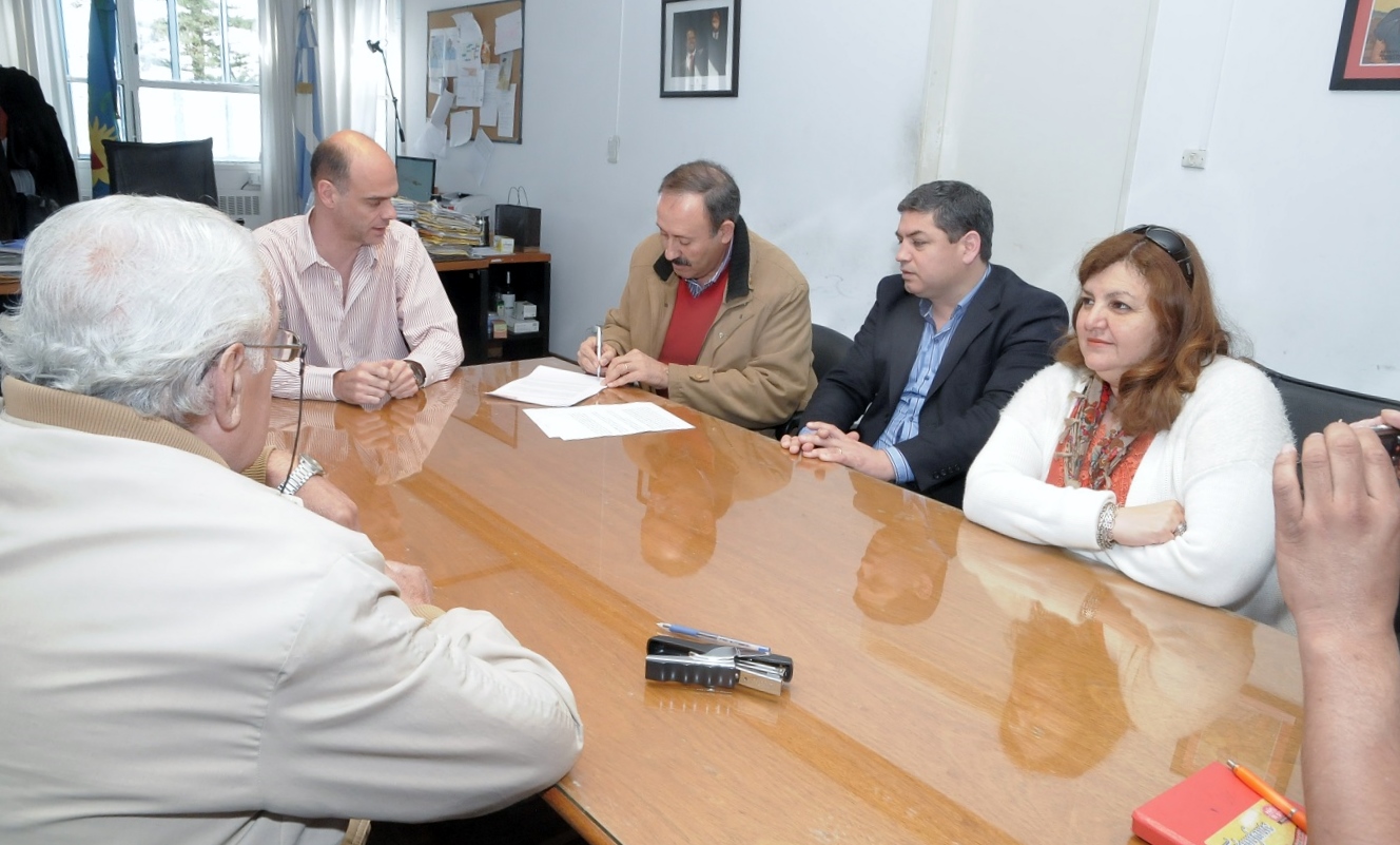 Asfaltos para barrio Covendiar