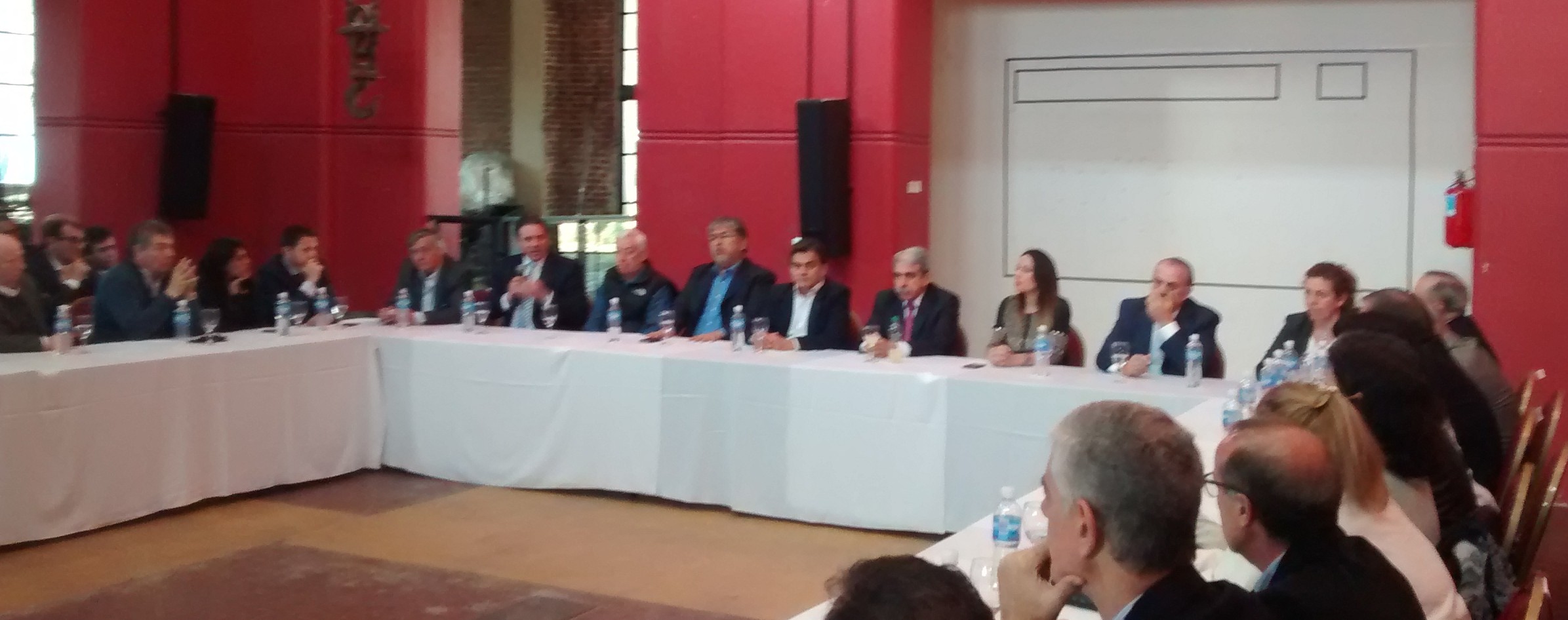 Cumbre del FPV en Quilmes