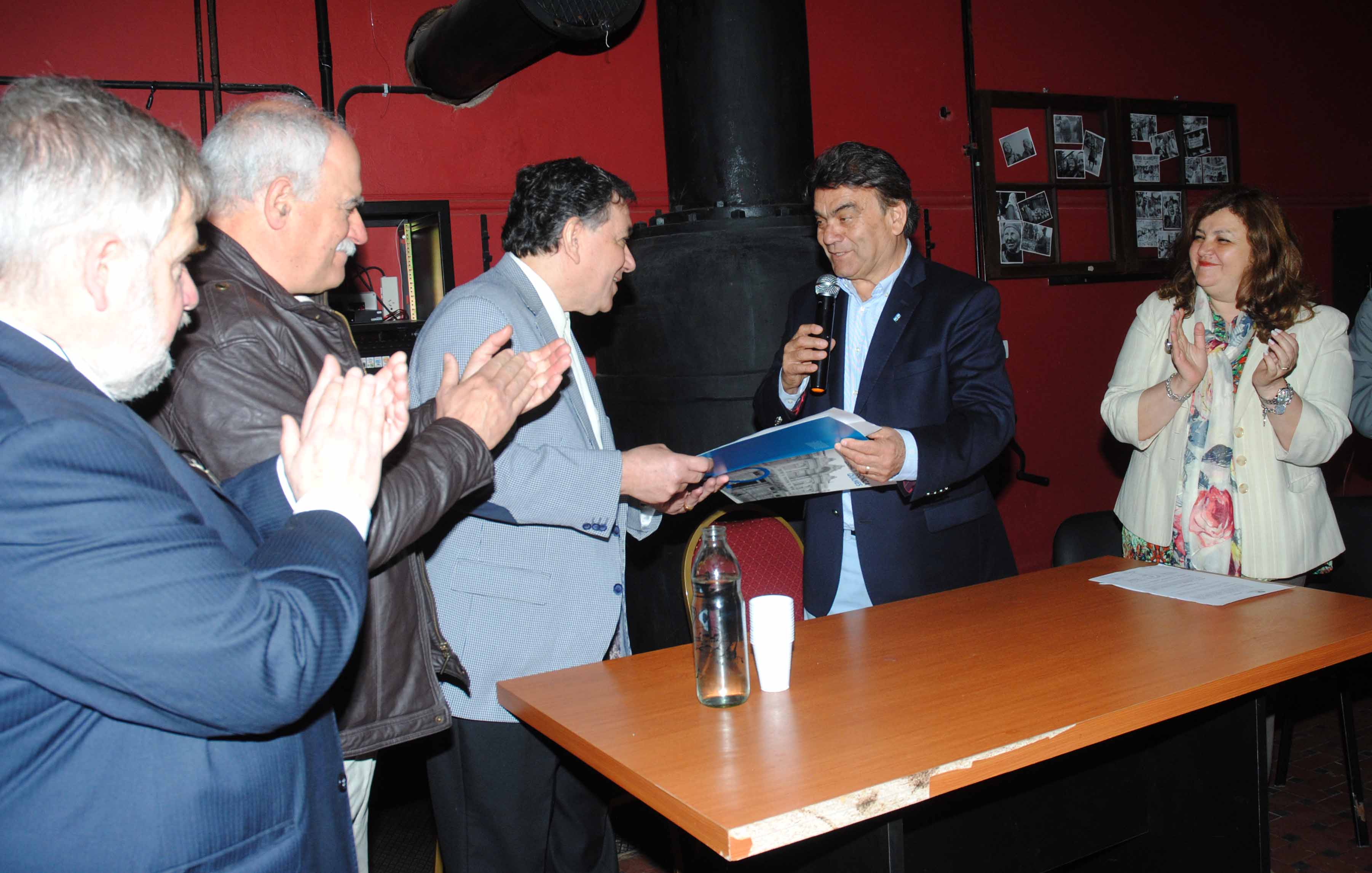 Gutiérrez se reunió con Pastores