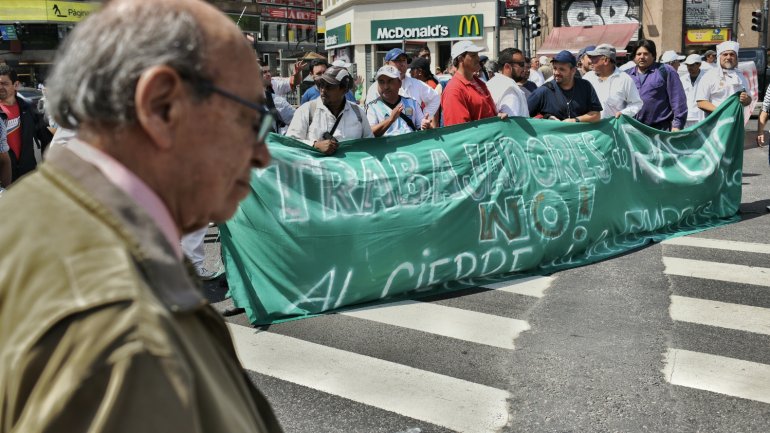 Cresta Roja contra el cierre de la fábrica