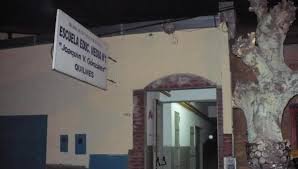 Disparos a la salida de un acto escolar