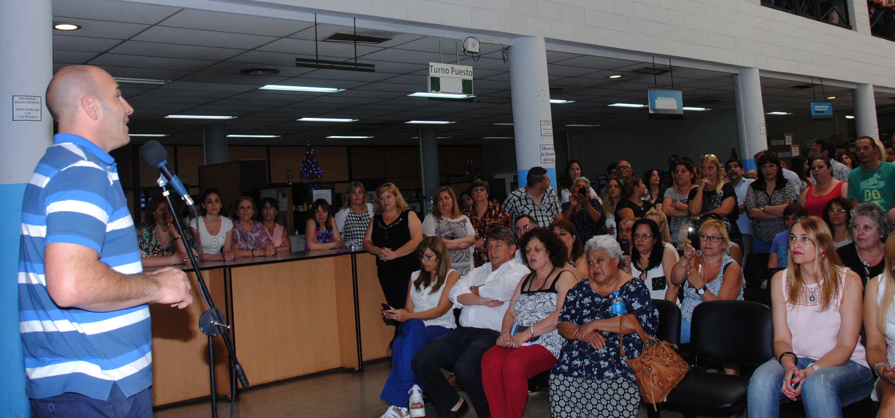 Molina reunió a los trabajadores municipales
