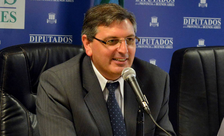 «Vidal no tiene claro que hacer en la provincia»