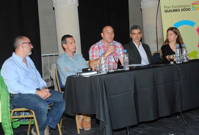 “En tres meses habrá en marcha proyectos más concretos”