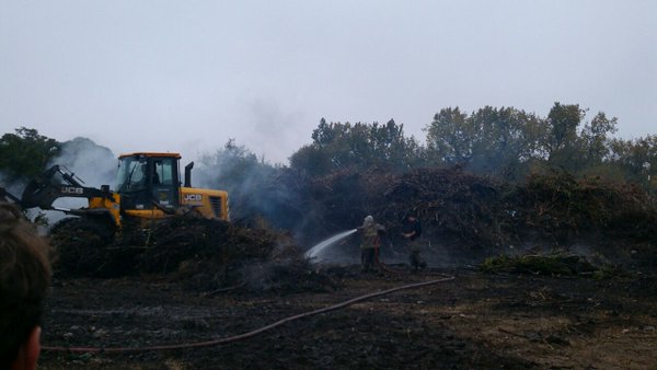 Otra vez incendio de ramas en «El Alemán»