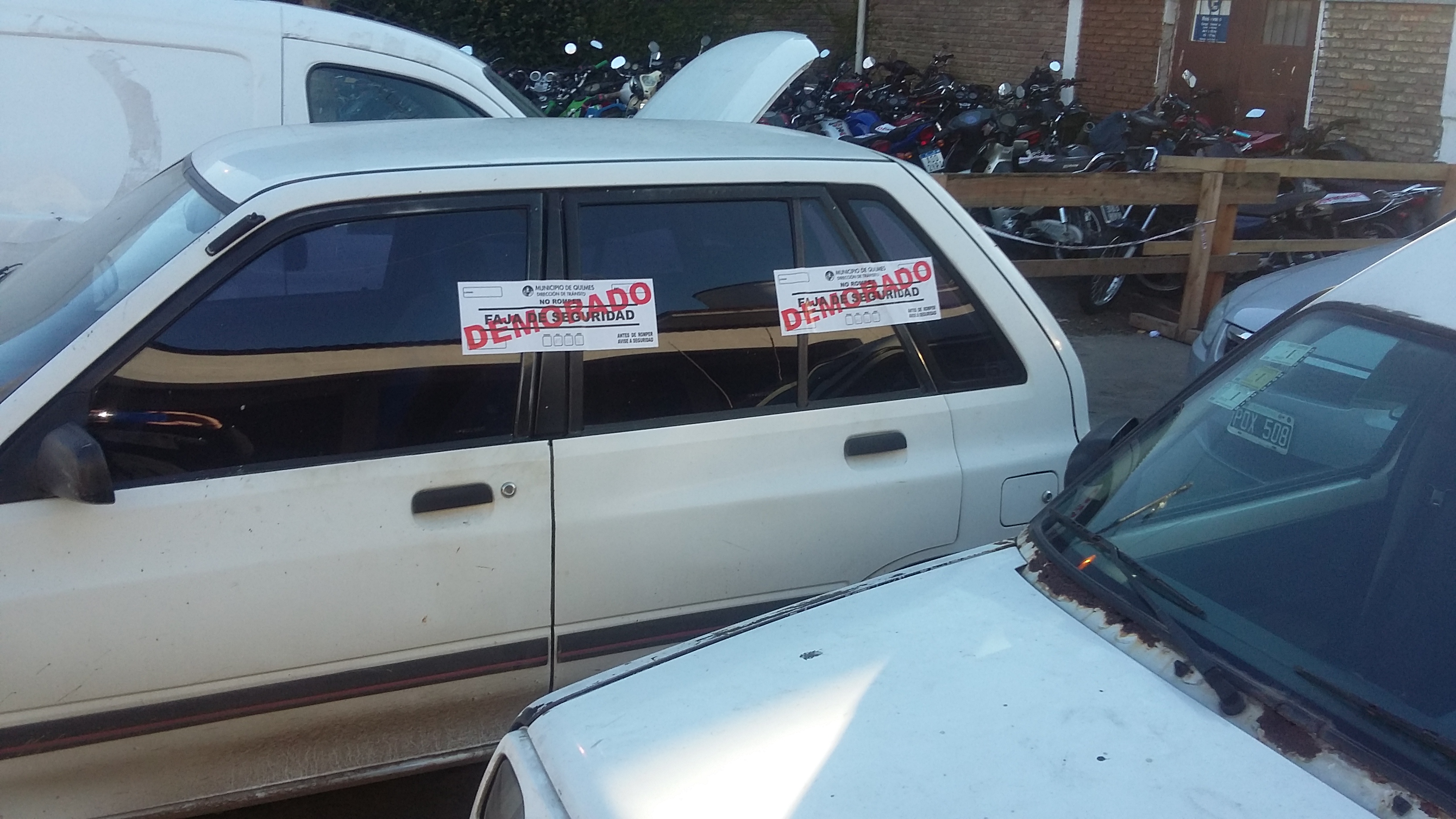 75 vehículos demorados en operativos