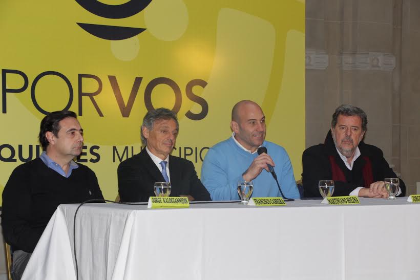 Molina y Cabrera en encuentro con PyMES