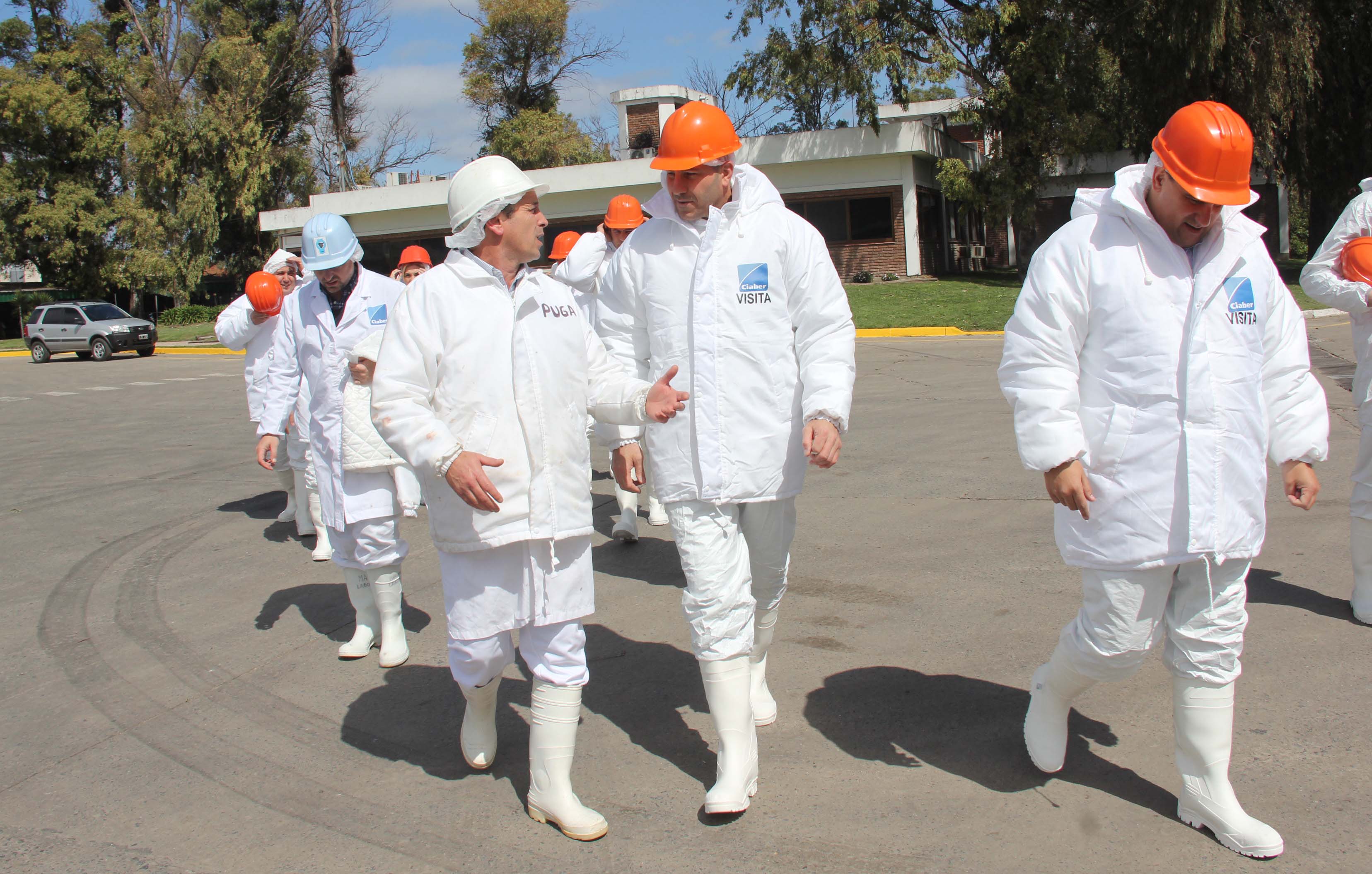 Molina recorrió las instalaciones del Frigorífico Ciaber