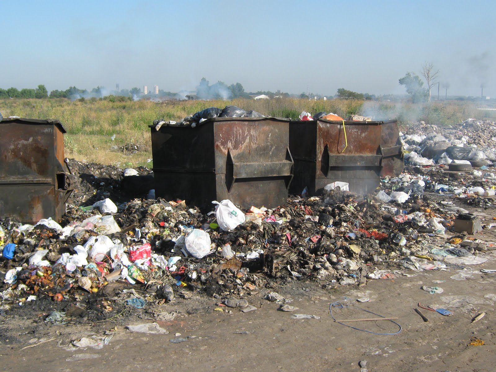 Investigan construcción de viviendas en La Matera