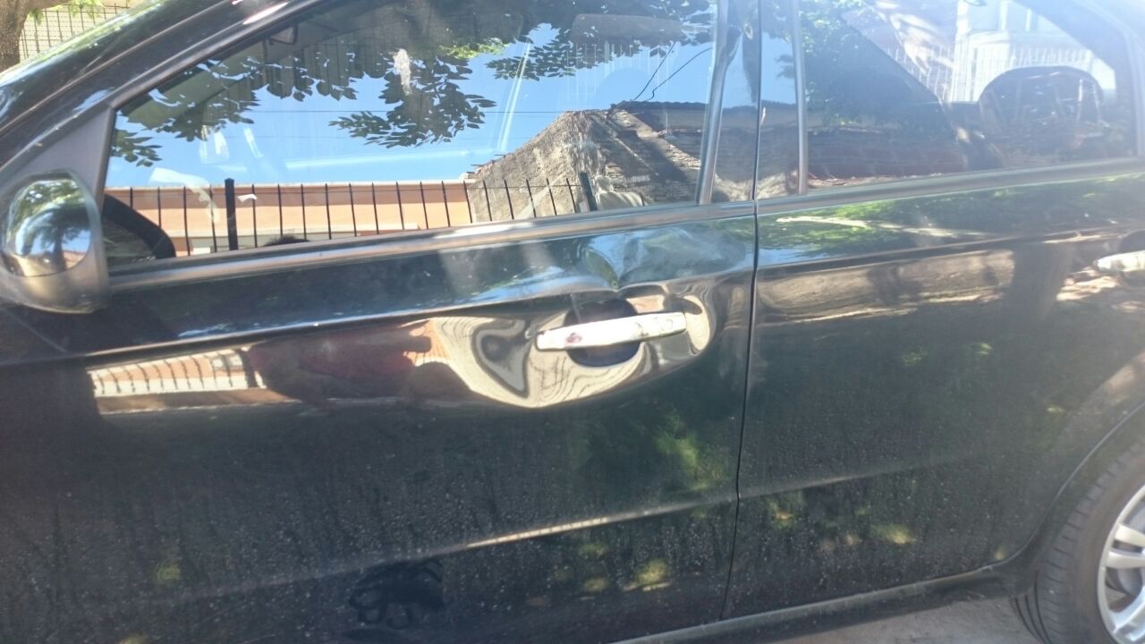 Dubrocca chocó contra un carro y exige cumplimiento de ordenanza