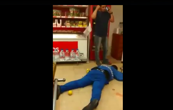 Video: El Policía Local baleado llega con vida al supermercado