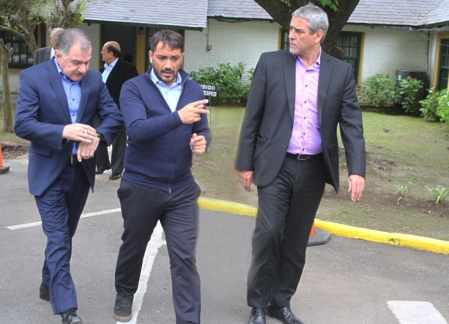 Intendentes ordenan al peronismo de Quilmes