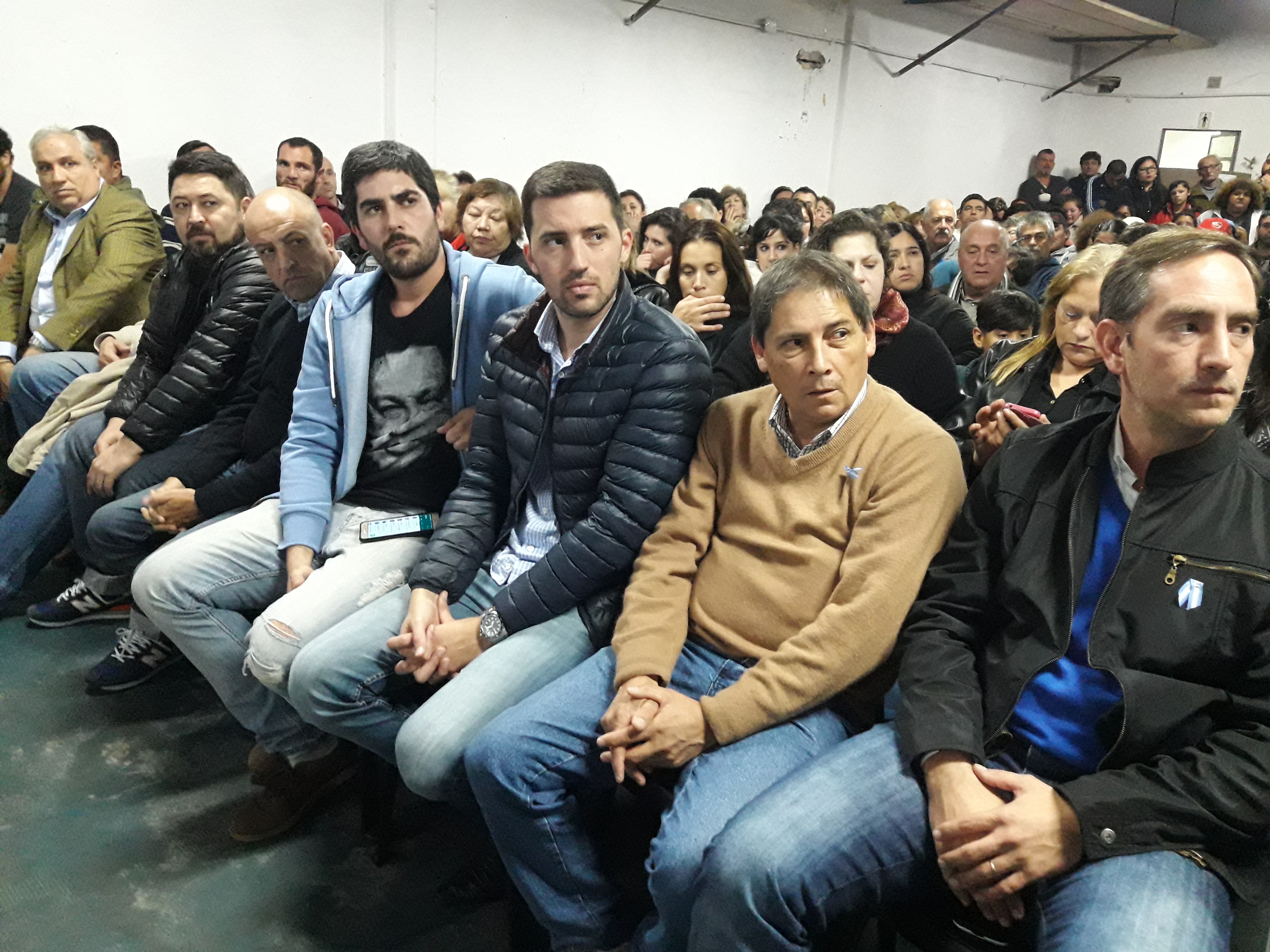 Un sector del peronismo se junta y llama a la unidad