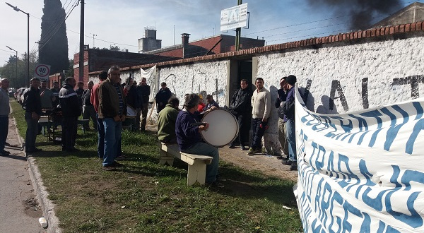 La Cooperativa Acetato reclama ayuda de Nación