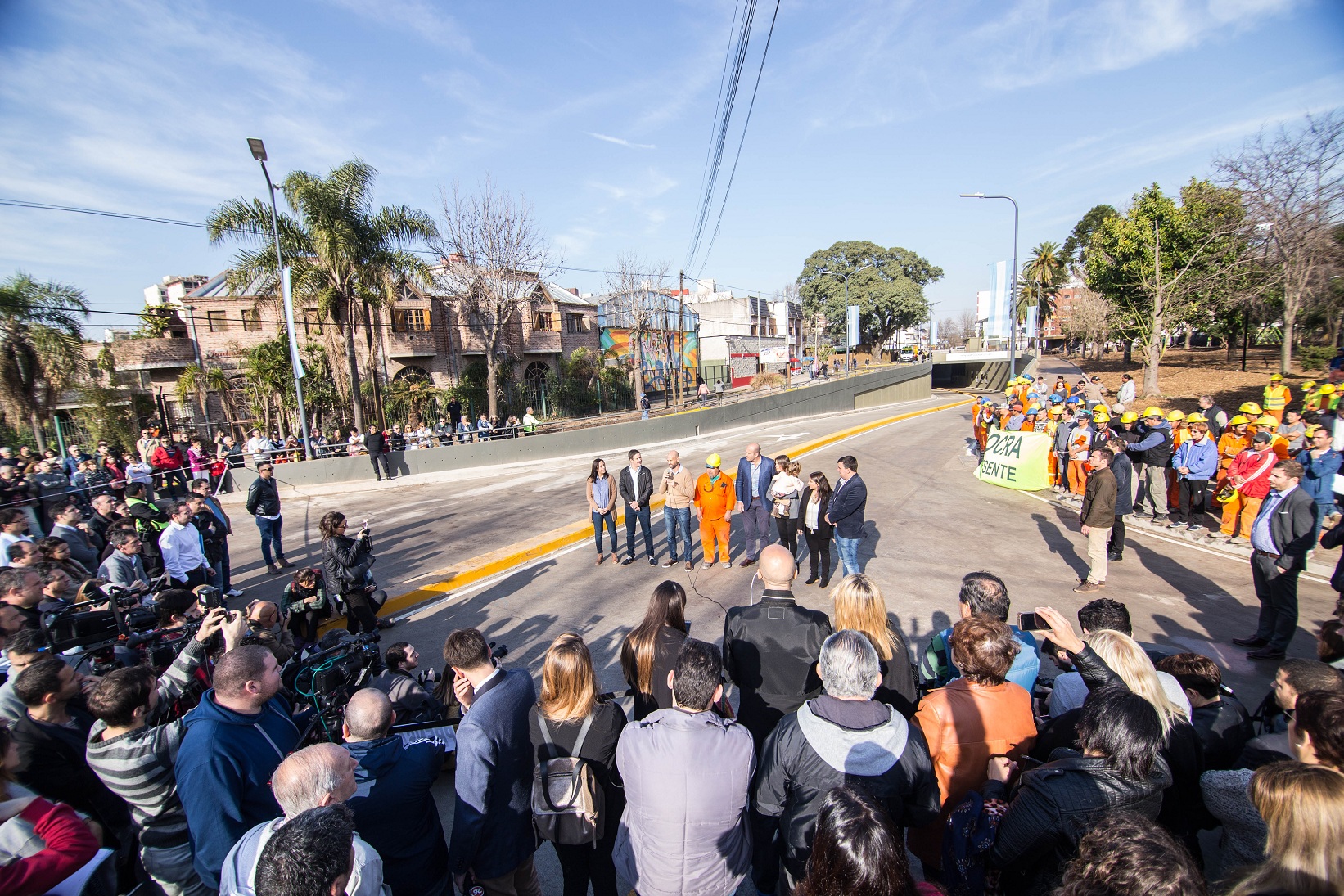 Molina y Dietrich inauguraron el bajo vías de Bernal