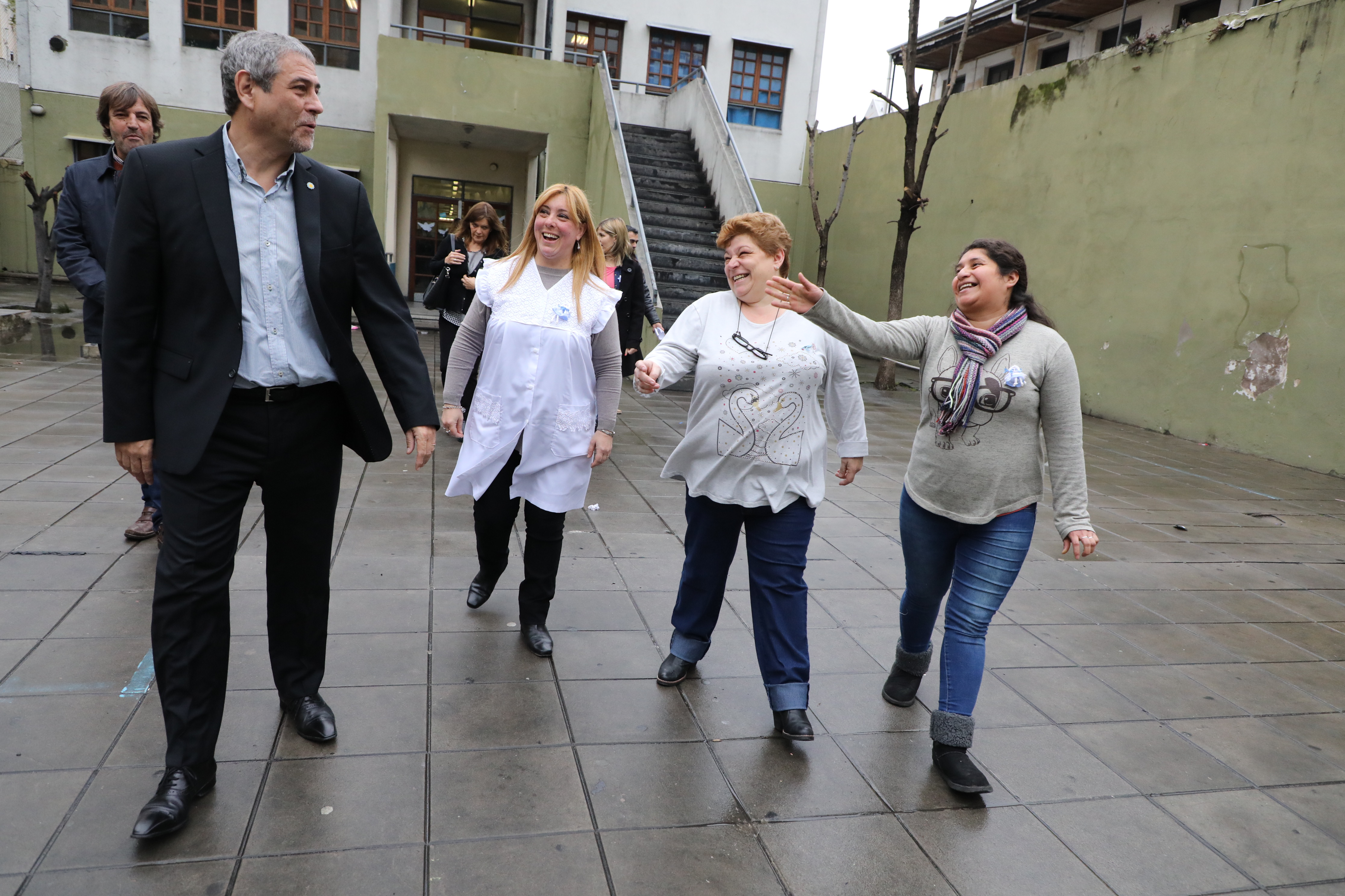 Ferraresi inauguró remodelaciones en la Escuela Primaria N° 46