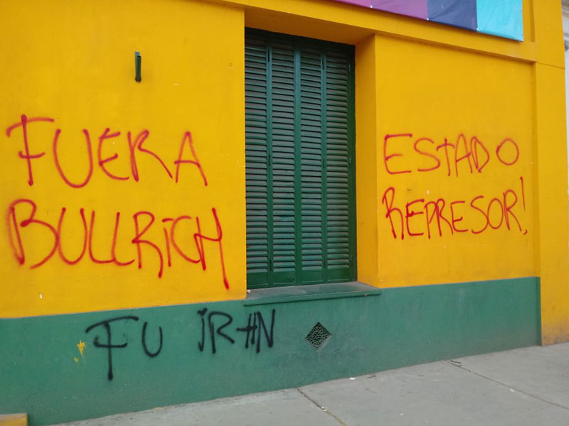 #Varela: Polémica por las pintadas en el local de Cambiemos
