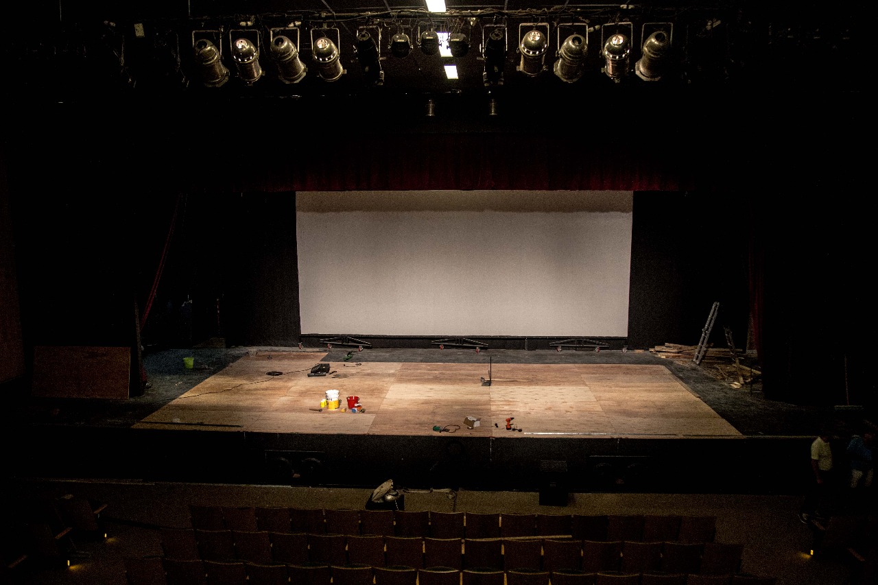 Cierra el teatro municipal  por remodelaciones