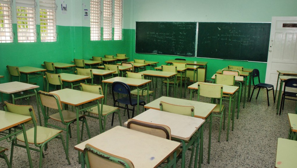 Escuelas sin clases por falta de profesores