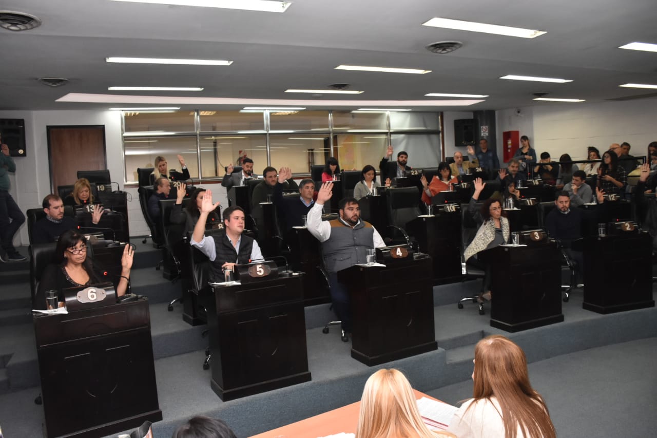 Condonación a la UNQ y pedidos de informes de la oposición en el HCD de Quilmes  