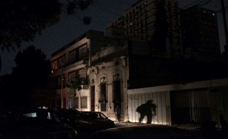 Tras las denuncias de municipios, la región sufrió un fuerte apagón