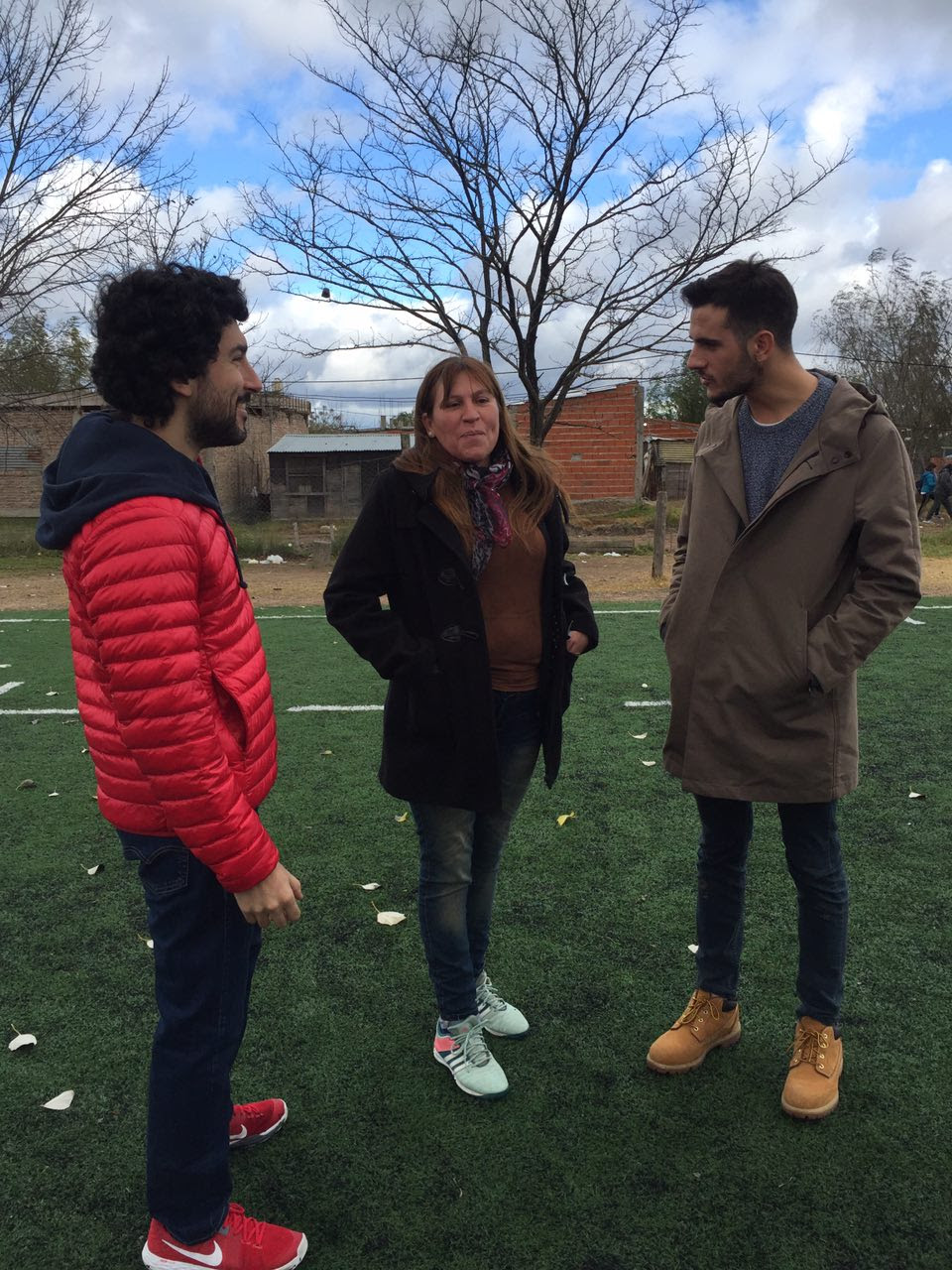 Peter Robledo visitó Varela junto a Pablo Alaniz