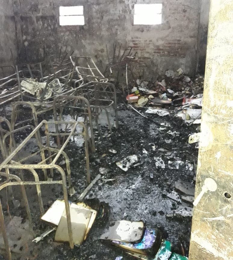 Escuela incendiada: «Lo que hicieron no tiene un adjetivo»