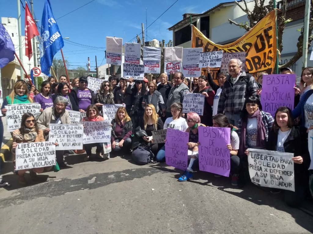 Piden la liberación de la mujer que mató a su pareja porque la violaba