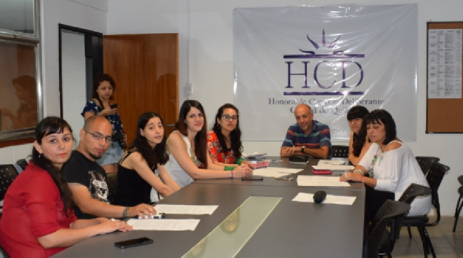 Concejales rechazan recortes en los Institutos de Formación