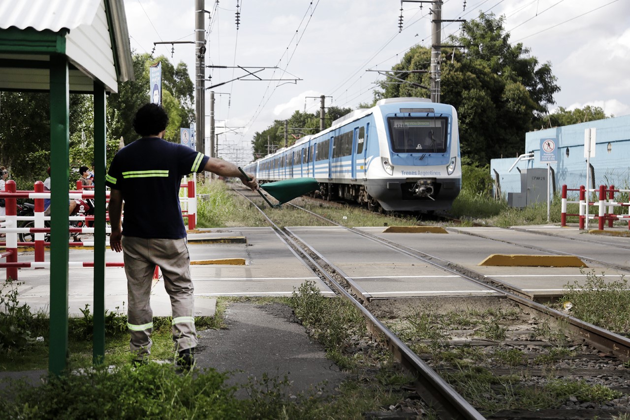Reclamo a Transporte: Brown pide que se construyan pasos bajo nivel