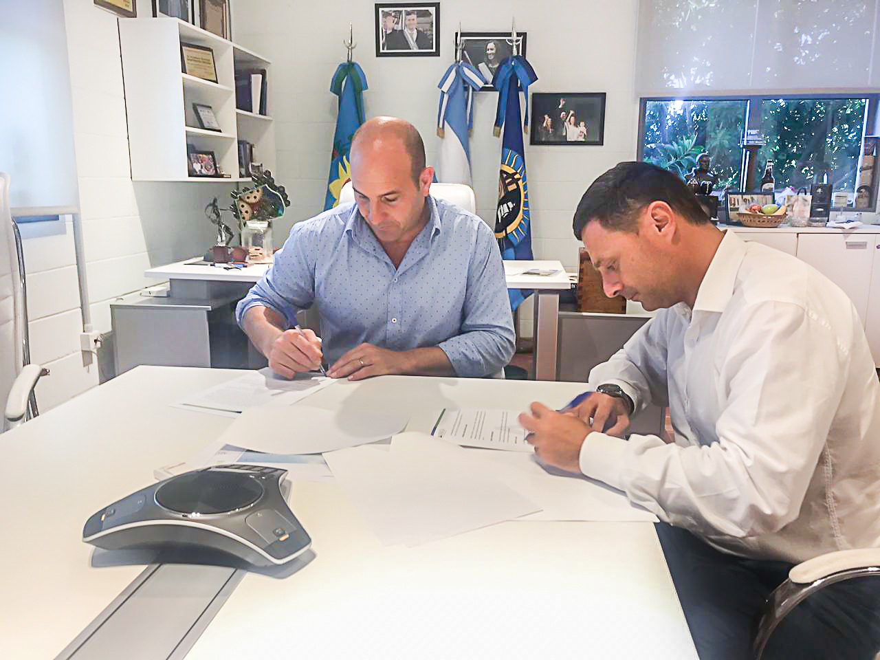 Quilmes firmó un convenio con AUBASA para renovar los accesos al autopista