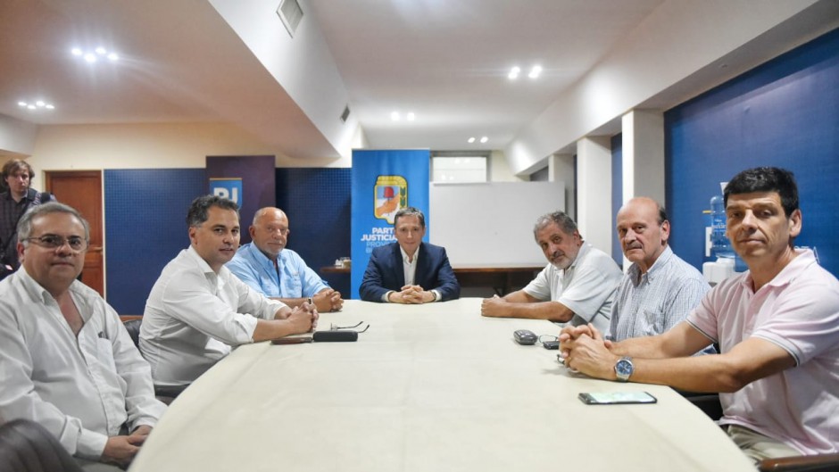 El PJ denuncia que cayó la venta de medicamentos por la inflación