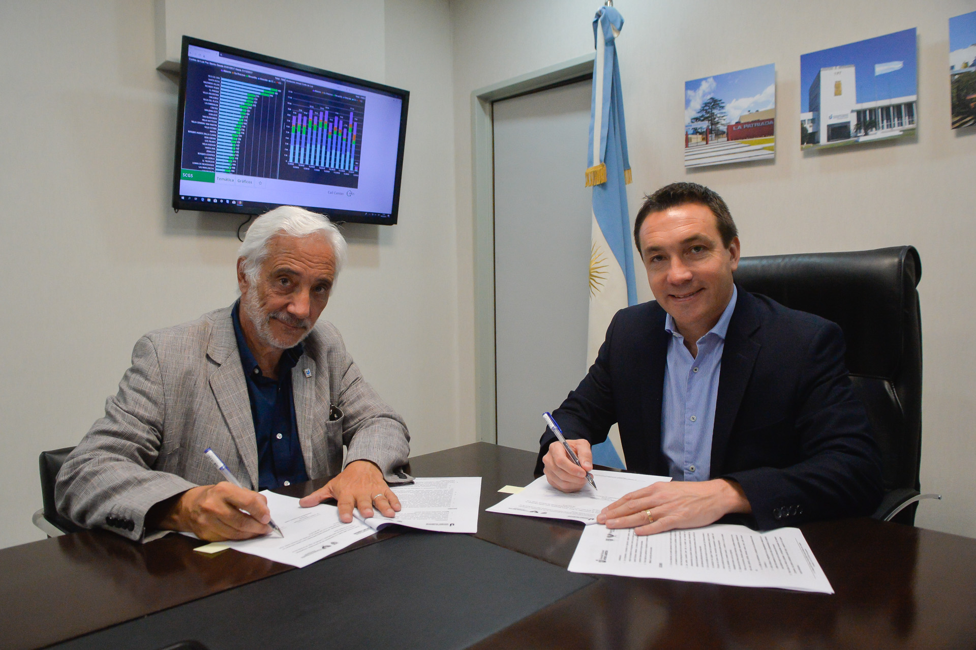 Watson firmó un convenio con la UNAJ por cursos con salida laboral