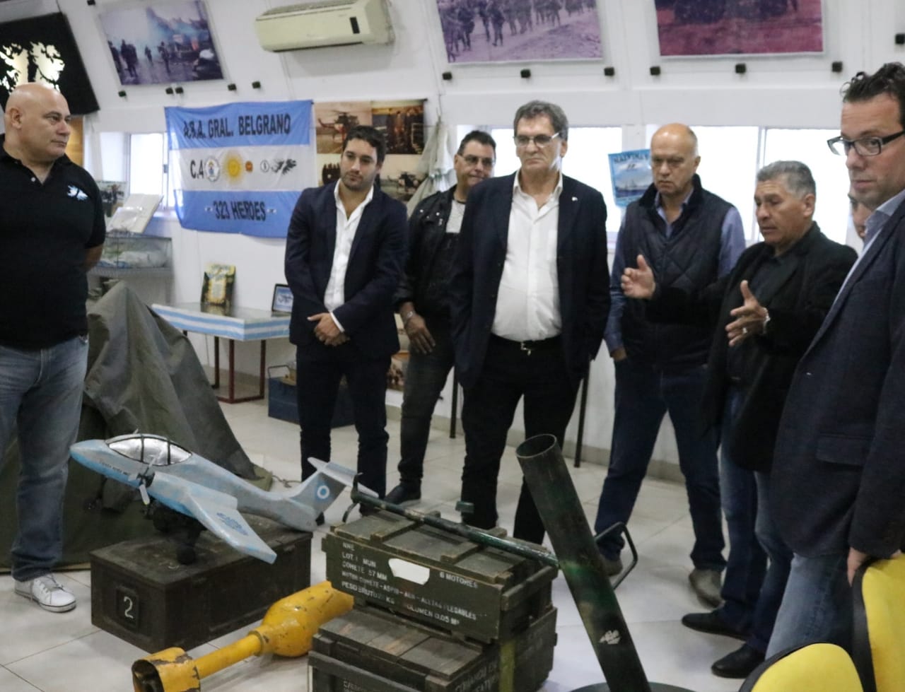 Grindetti y Avruj recorrieron el Museo Histórico Héroes de Malvinas
