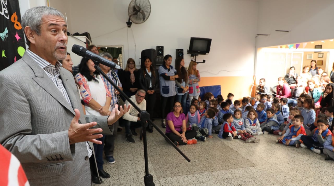 Avellaneda suma escuelas al plan integral de infraestructura de la Comuna