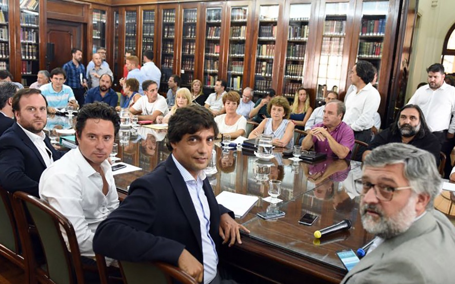 La Provincia aceptó cumplir con el pedido de SUTEBA y cerró la paritaria