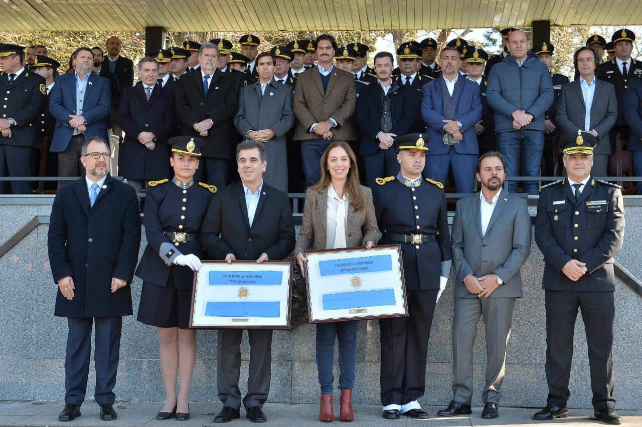 Vidal tomó la jura a la Bandera a cadetes de la policía en la Vucetich
