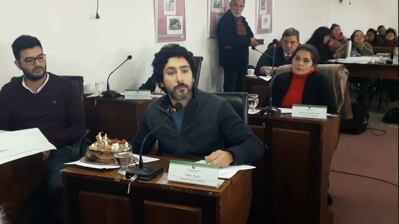 El clima de campaña se metió en la discusión por las declaraciones juradas en el HCD de Varela