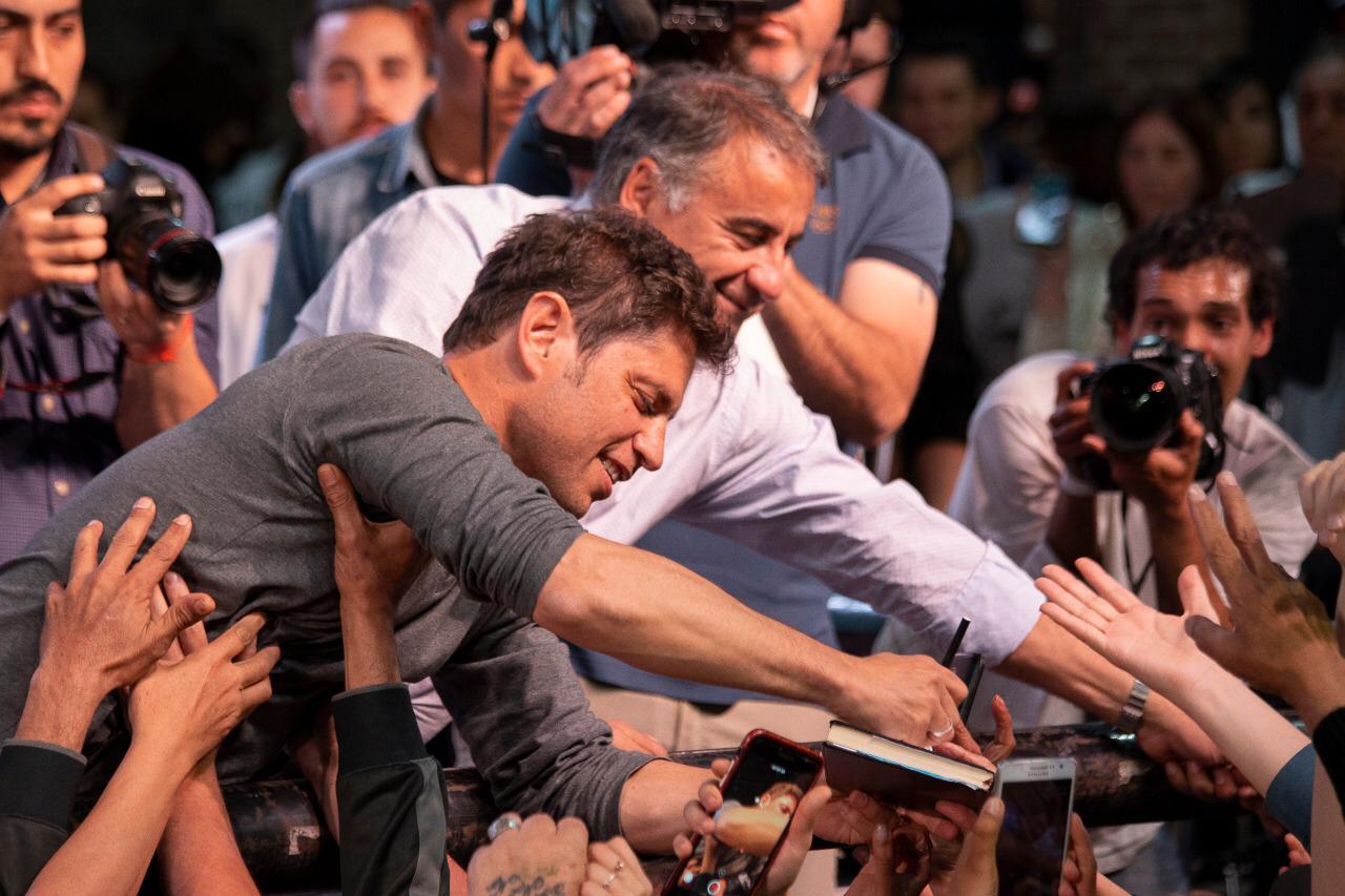 Depetri cerró su campaña junto a Kicillof en la UNLA