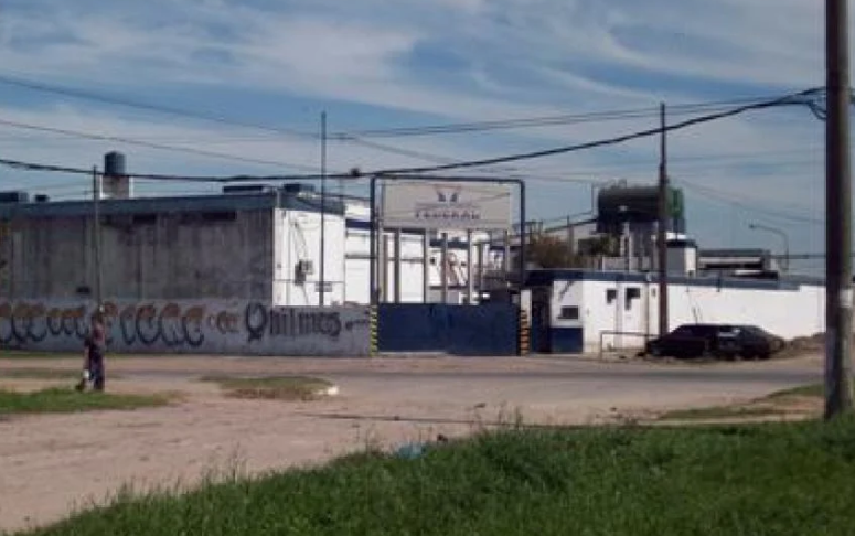 Activan protocolo por un caso de Covid-19 en un frigorífico de Quilmes