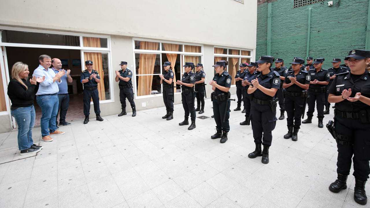 Brown incorporó un centenar de efectivos policiales