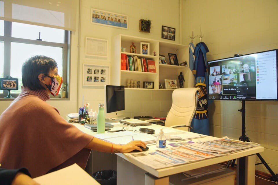Mayra Mendoza mantuvo una videoconferencia con comerciantes de Quilmes