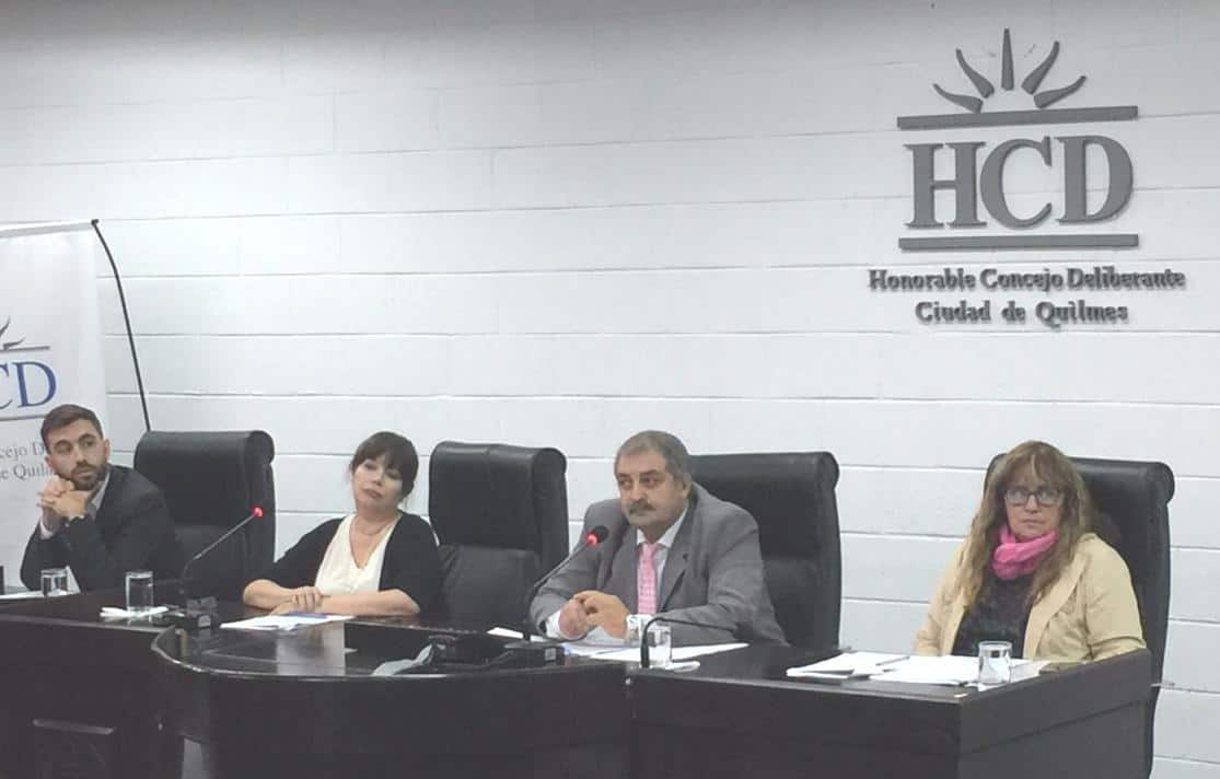 El Ejecutivo acelera en la primera sesión del HCD durante la pandemia