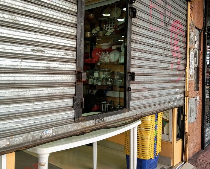 Permiten el regreso de actividades comerciales y profesionales en Quilmes, Lomas y Lanús