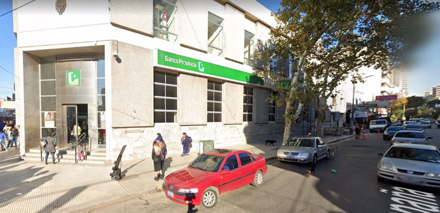 Peatonalizan una zona del centro para evitar aglomeración de personas