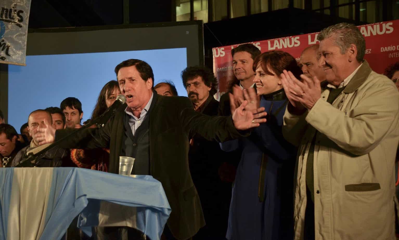 Enojos y pases de facturas en el PJ lanusense