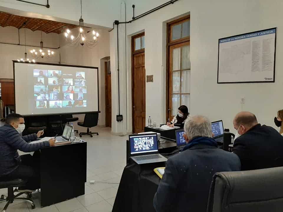 Los comercios y farmacias estarán obligados a hacer controles de temperatura