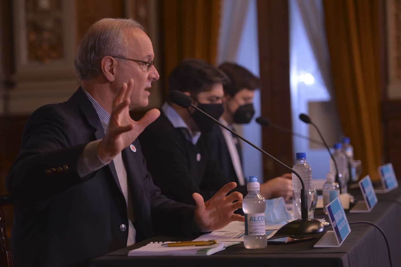 Bianco y Gollan dieron detalles sobre la situación del la provincia ante la pandemia